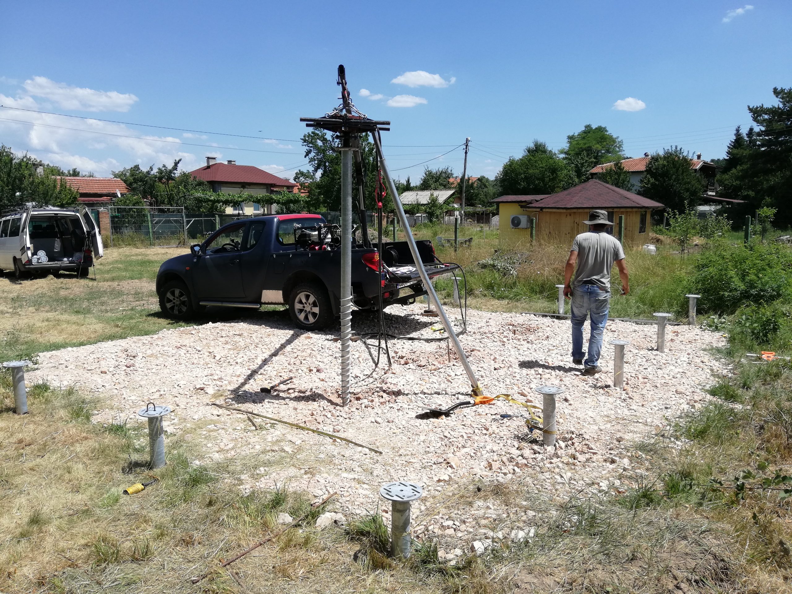 Șuruburi pentru pământ